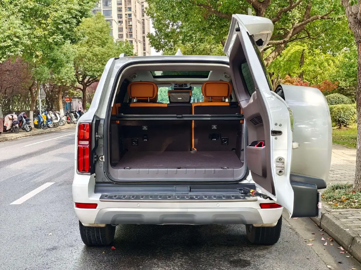 2022 Tank 500 3.0T 360HP V6 9AT,autocango,china used car exporter,china ev exporter,chinese used car exporter,chinese used ev exporter
