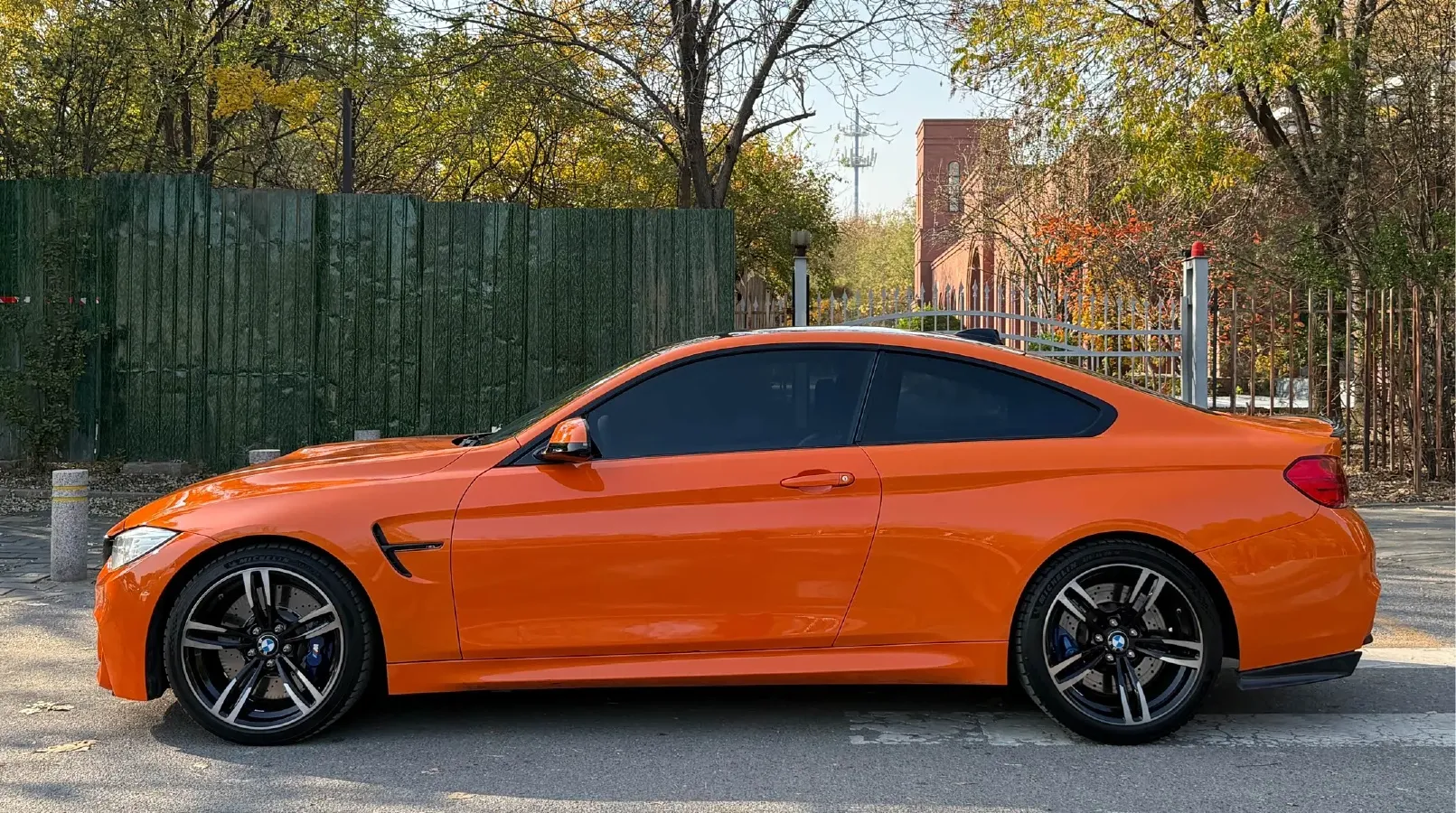 2014 BMW M4 3.0T 431HP L6 7DCT,autocango,china used car exporter,china ev exporter,chinese used car exporter,chinese used ev exporter
