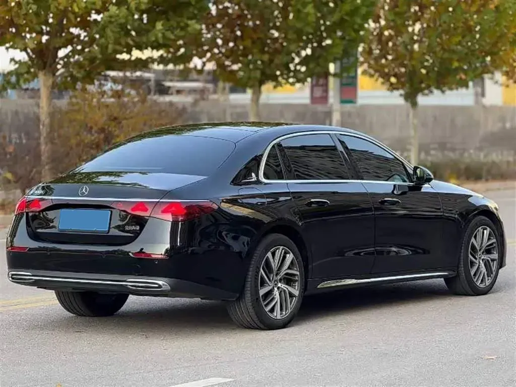 2024 Mercedes-Benz E Class 2.0T 258HP L4 9AT,autocango,china used car exporter,china ev exporter,chinese used car exporter,chinese used ev exporter