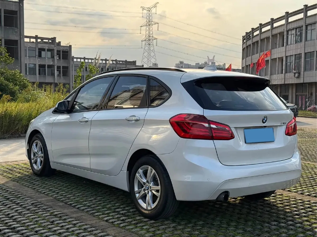 2016 BMW 2 Series Wagon 1.5T 136HP L3 6AT,autocango,china used car exporter,china ev exporter,chinese used car exporter,chinese used ev exporter