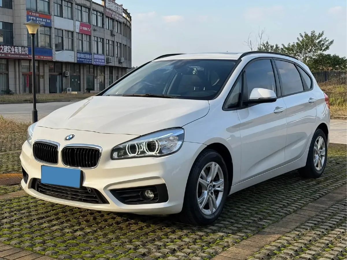2016 BMW 2 Series Wagon 1.5T 136HP L3 6AT,autocango,china used car exporter,china ev exporter,chinese used car exporter,chinese used ev exporter