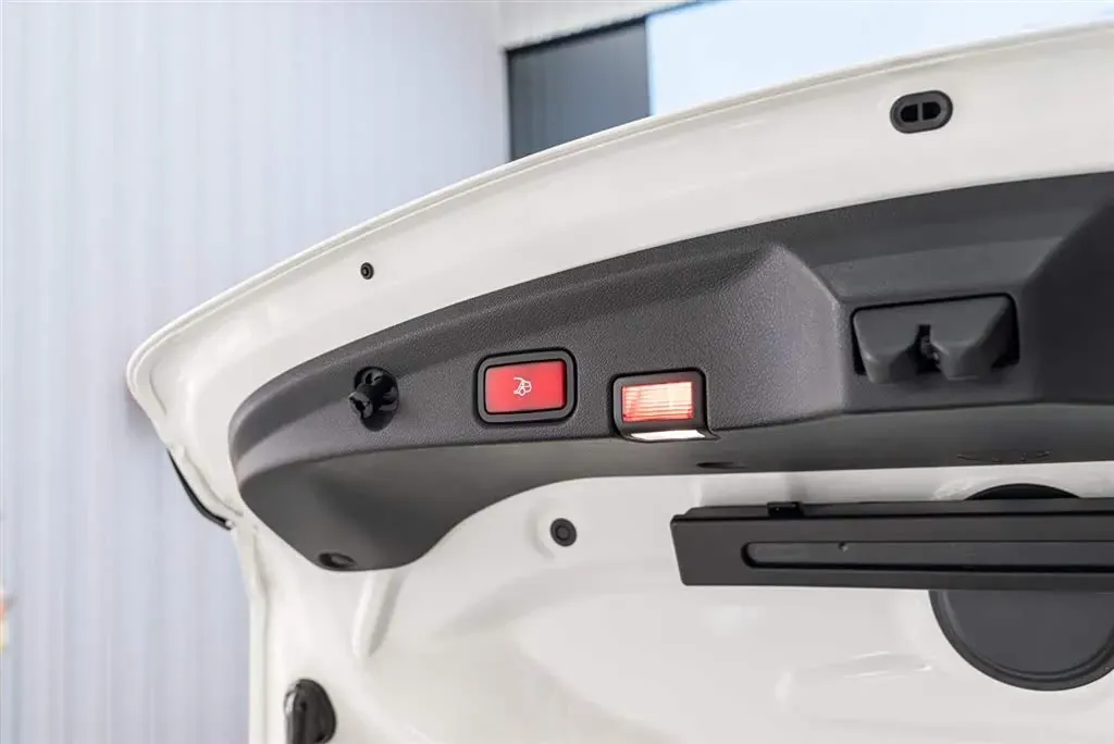 2021 Mercedes-Benz E Class 2.0T 197HP L4 9AT,autocango,china used car exporter,china ev exporter,chinese used car exporter,chinese used ev exporter