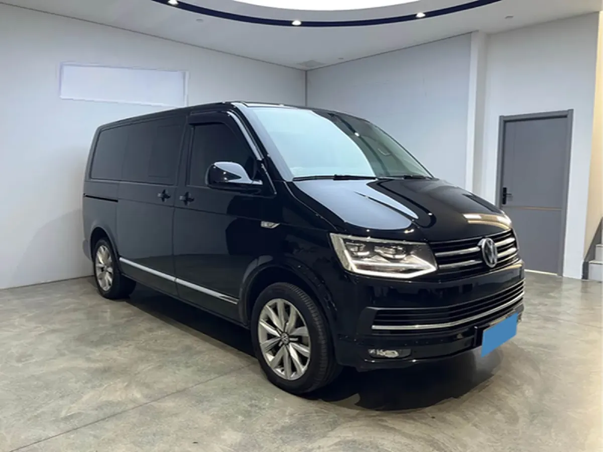 2019 Volkswagen Multivan 2.0T 204HP L4 7DCT,autocango,china used car exporter,china ev exporter,chinese used car exporter,chinese used ev exporter