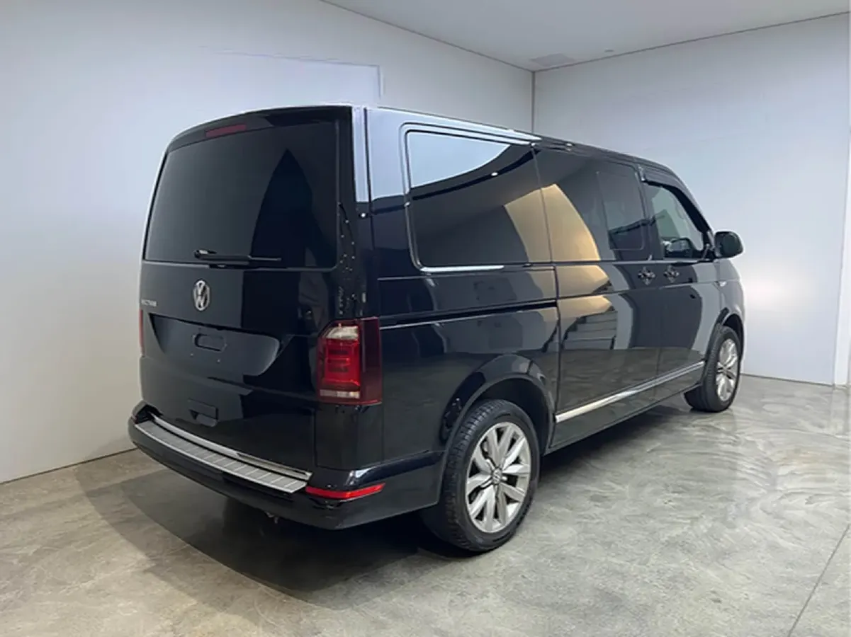 2019 Volkswagen Multivan 2.0T 204HP L4 7DCT,autocango,china used car exporter,china ev exporter,chinese used car exporter,chinese used ev exporter