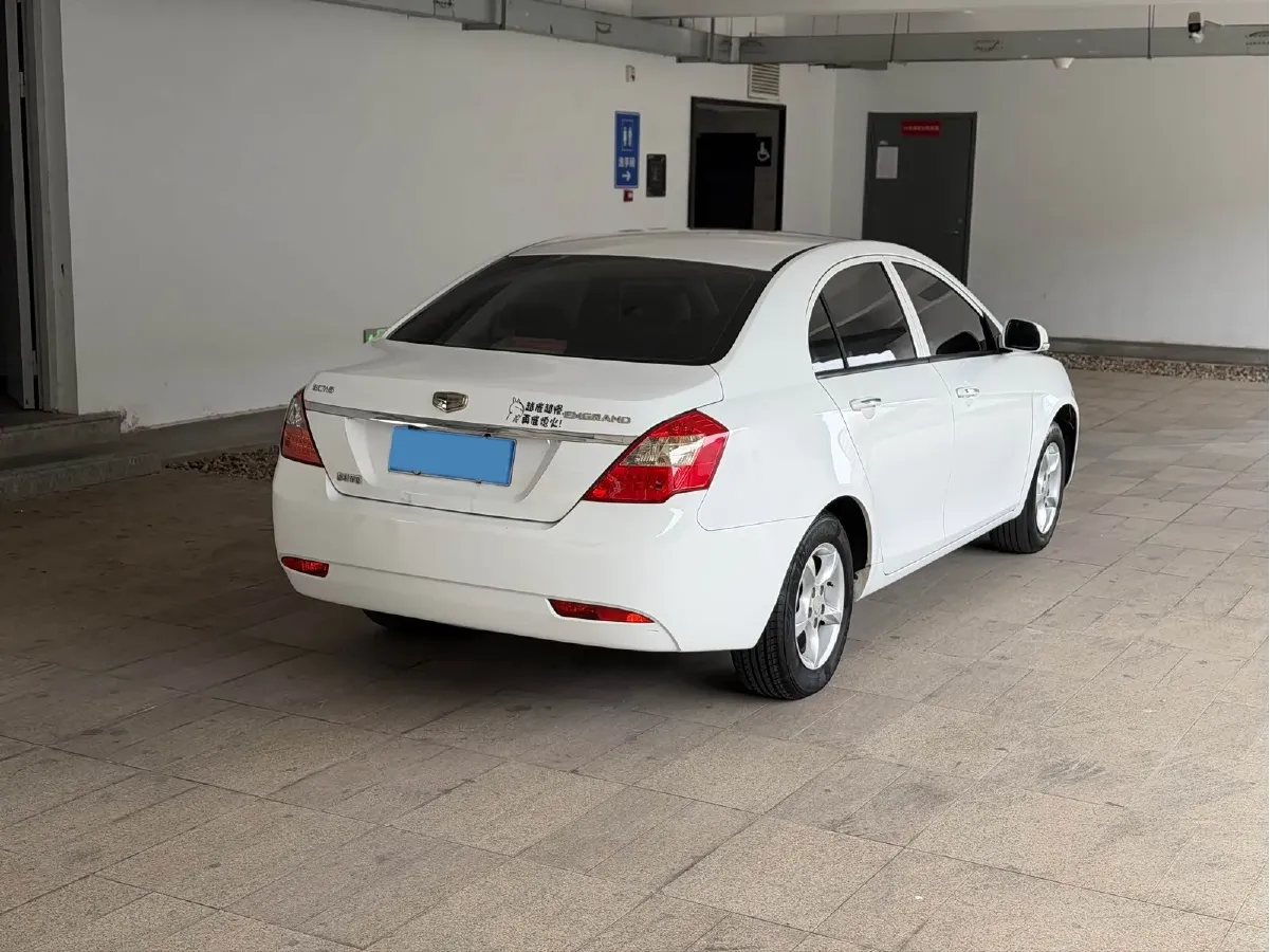 2013 Geely Emgrand Classic 1.5L 109HP L4 5MT,autocango,china used car exporter,china ev exporter,chinese used car exporter,chinese used ev exporter