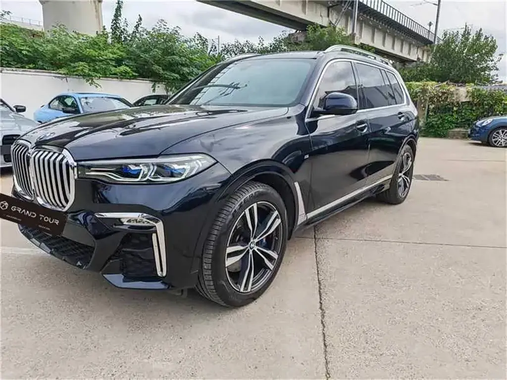 2021 BMW X7 3.0T 340HP L6 8AT