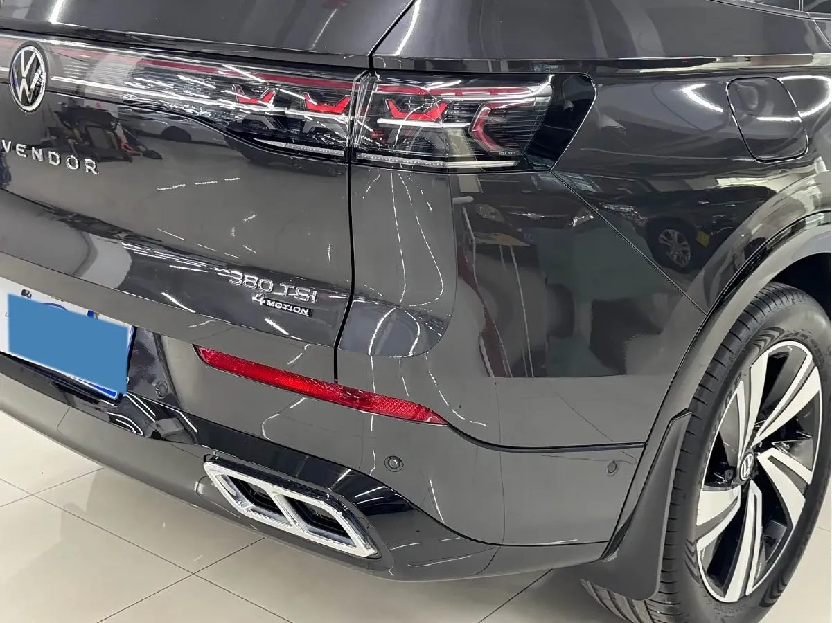 2023 Volkswagen Tavendor 2.0T 220HP L4 7DCT,autocango,china used car exporter,china ev exporter,chinese used car exporter,chinese used ev exporter