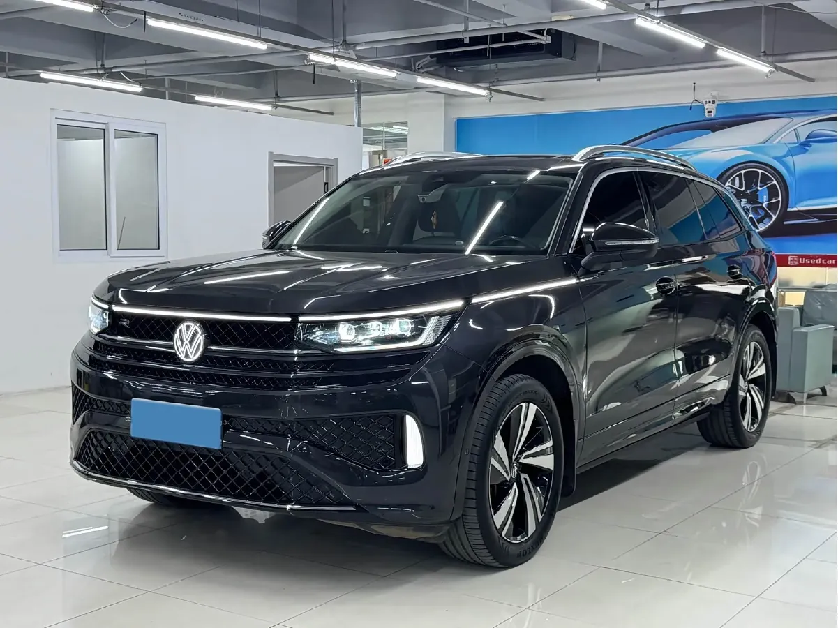 2023 Volkswagen Tavendor 2.0T 220HP L4 7DCT,autocango,china used car exporter,china ev exporter,chinese used car exporter,chinese used ev exporter
