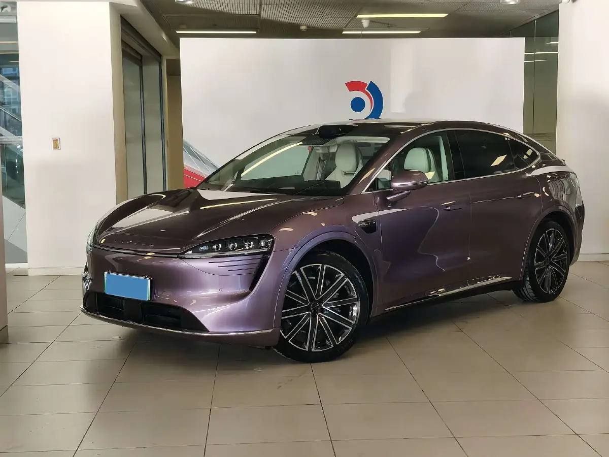 2024 HIMA R7 BEV 82KWH