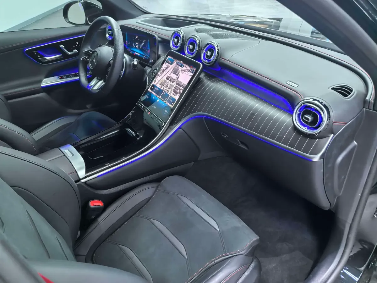 2024 Mercedes-Benz GLC AMG 2.0T 421HP L4 9AT,autocango,china used car exporter,china ev exporter,chinese used car exporter,chinese used ev exporter