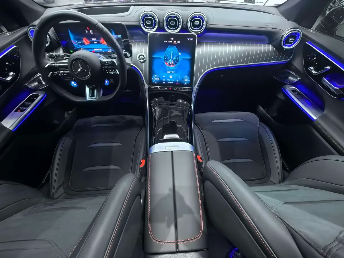 2024 Mercedes-Benz GLC AMG 2.0T 421HP L4 9AT,autocango,china used car exporter,china ev exporter,chinese used car exporter,chinese used ev exporter