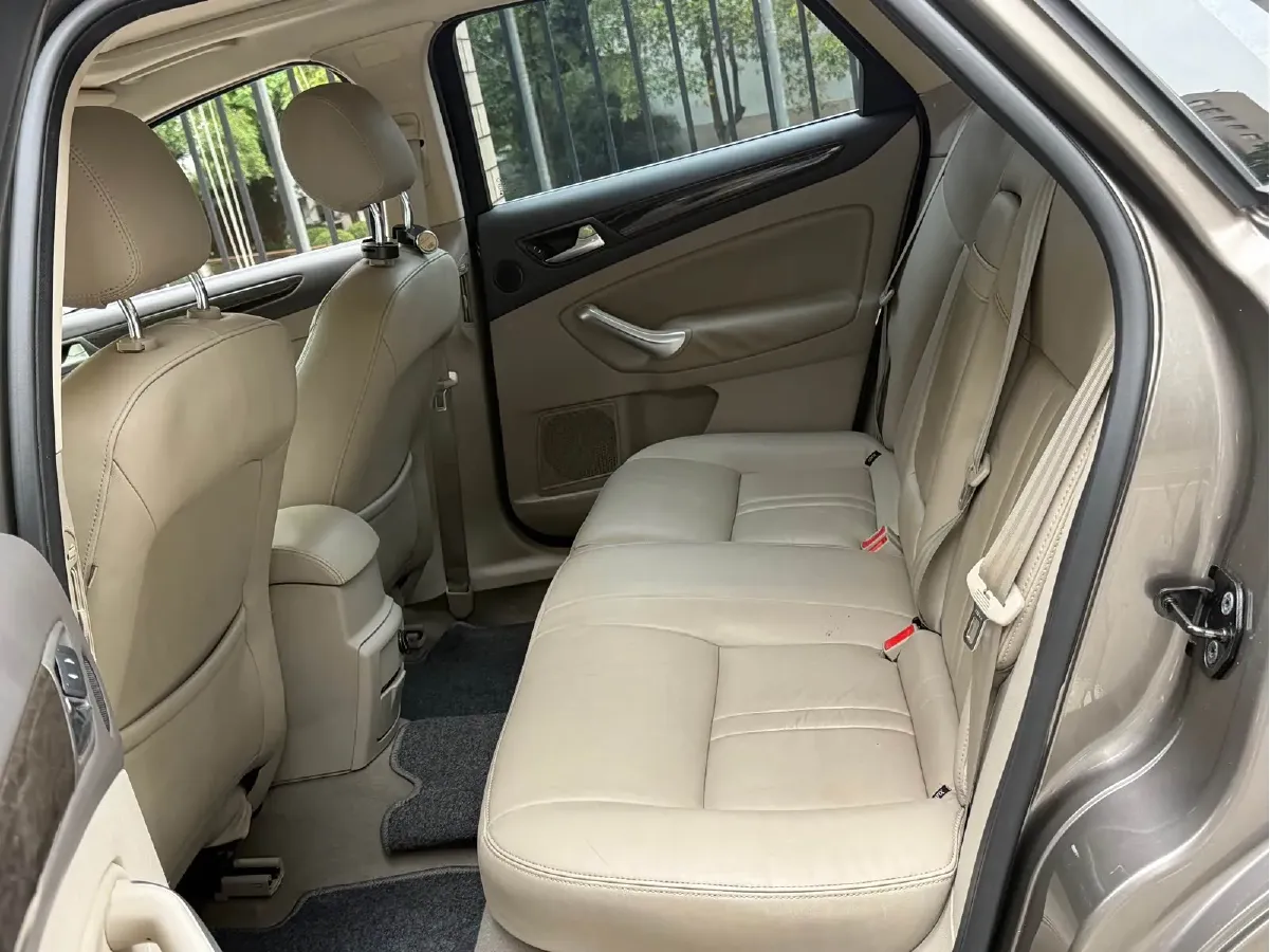 2012 Ford Mondeo 2.0T 240HP L4 6DCT,autocango,china used car exporter,china ev exporter,chinese used car exporter,chinese used ev exporter