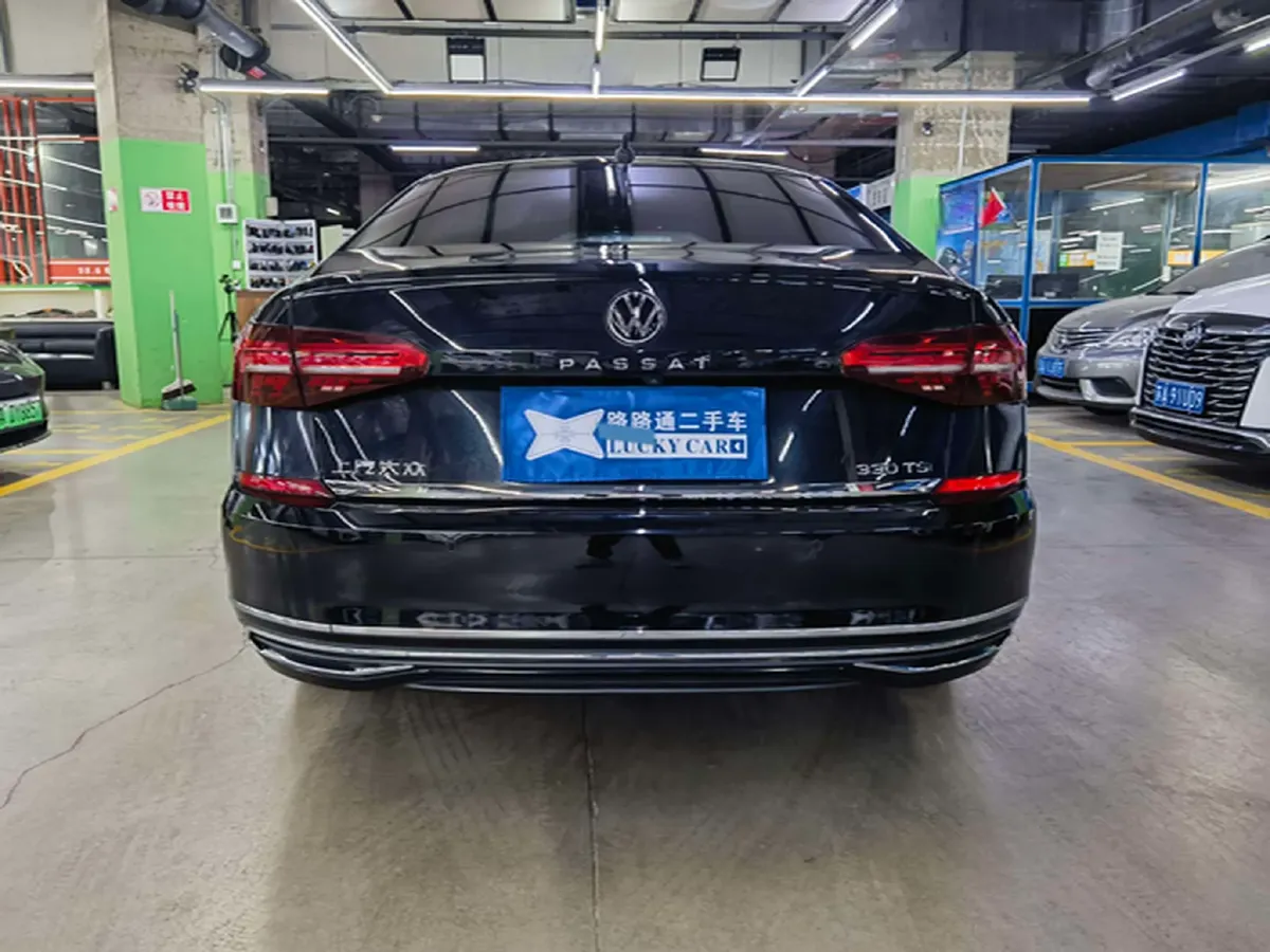2020 Volkswagen Passat 2.0T 186HP L4 7DCT,autocango,china used car exporter,china ev exporter,chinese used car exporter,chinese used ev exporter