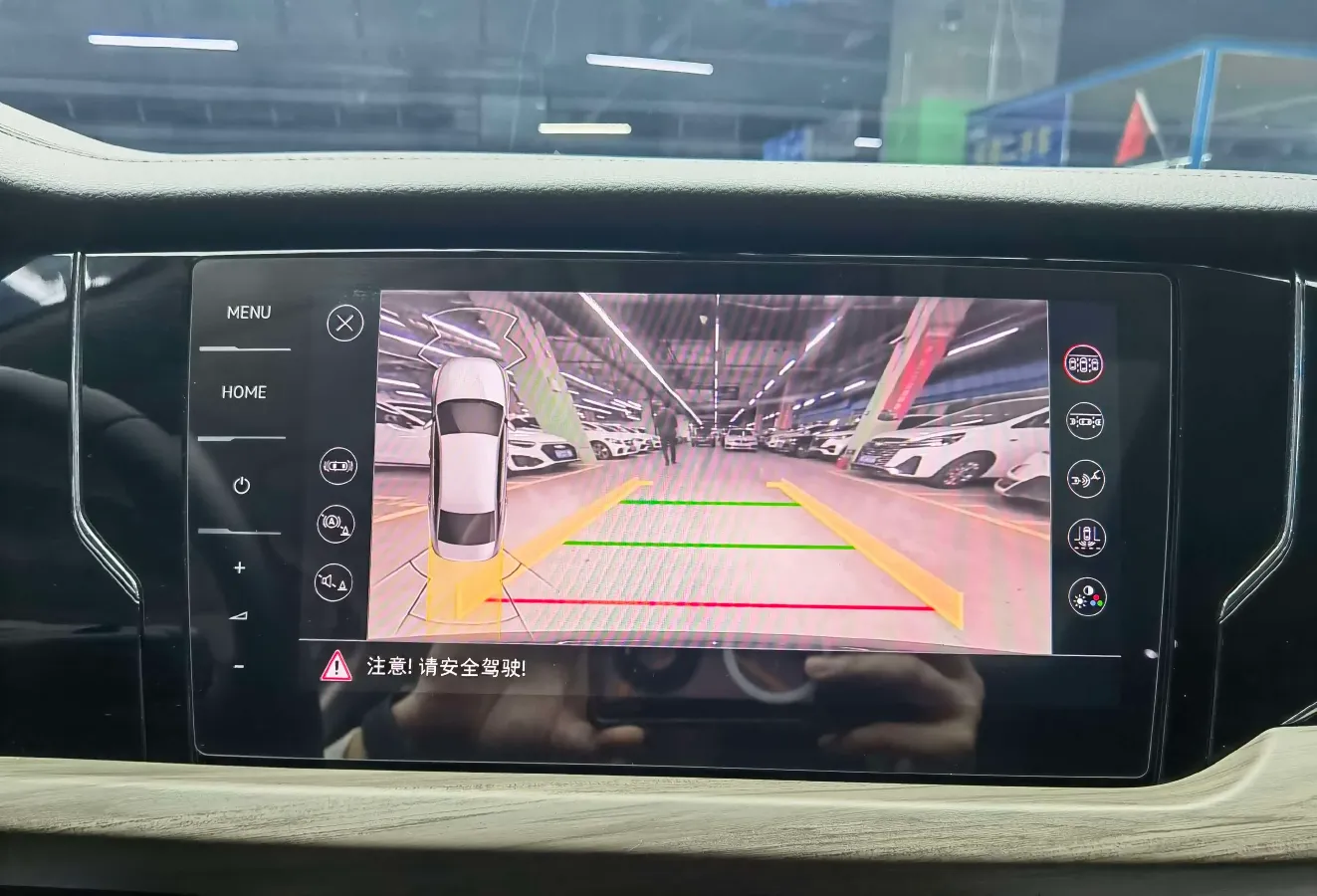 2020 Volkswagen Passat 2.0T 186HP L4 7DCT,autocango,china used car exporter,china ev exporter,chinese used car exporter,chinese used ev exporter