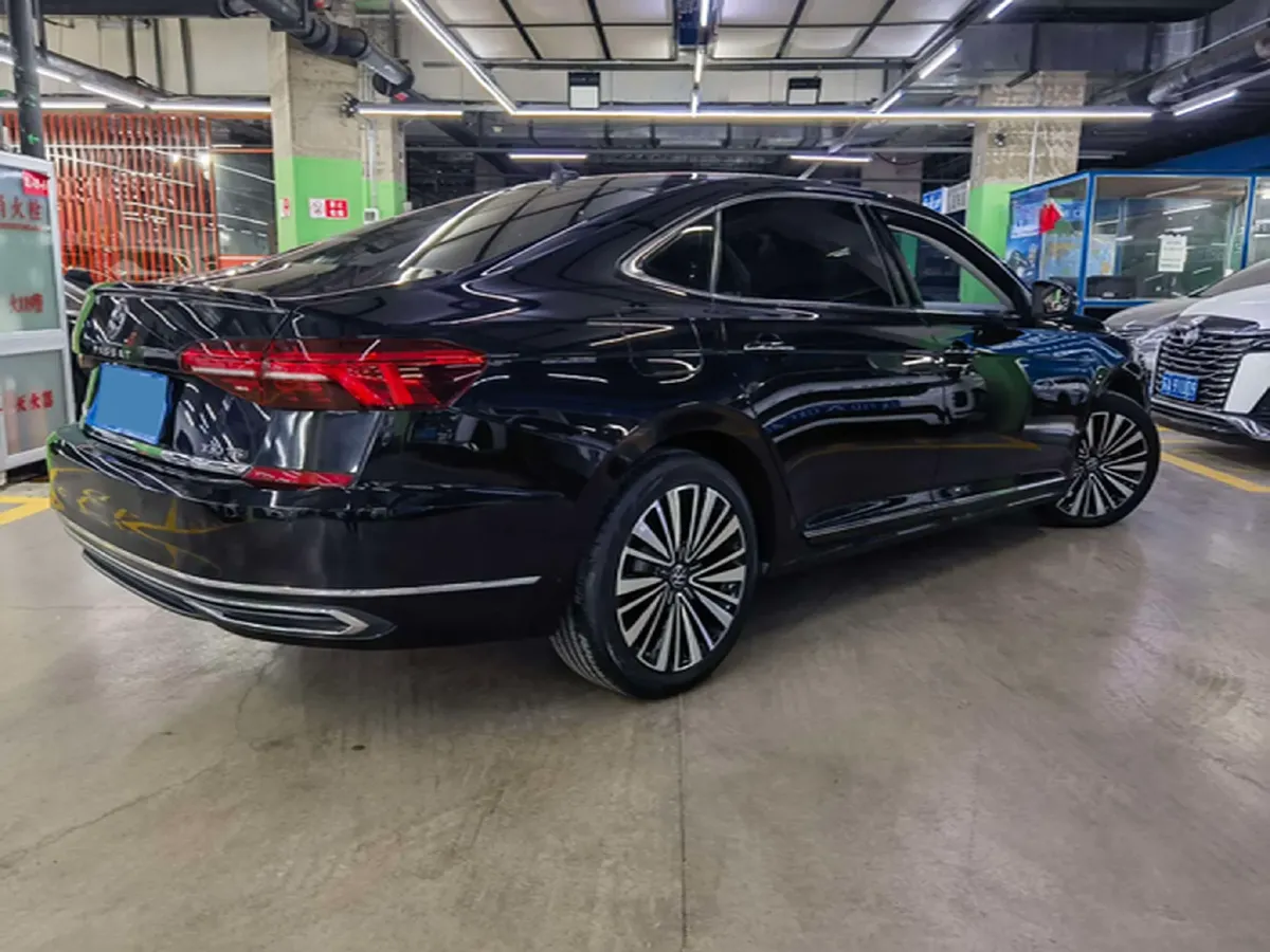2020 Volkswagen Passat 2.0T 186HP L4 7DCT,autocango,china used car exporter,china ev exporter,chinese used car exporter,chinese used ev exporter