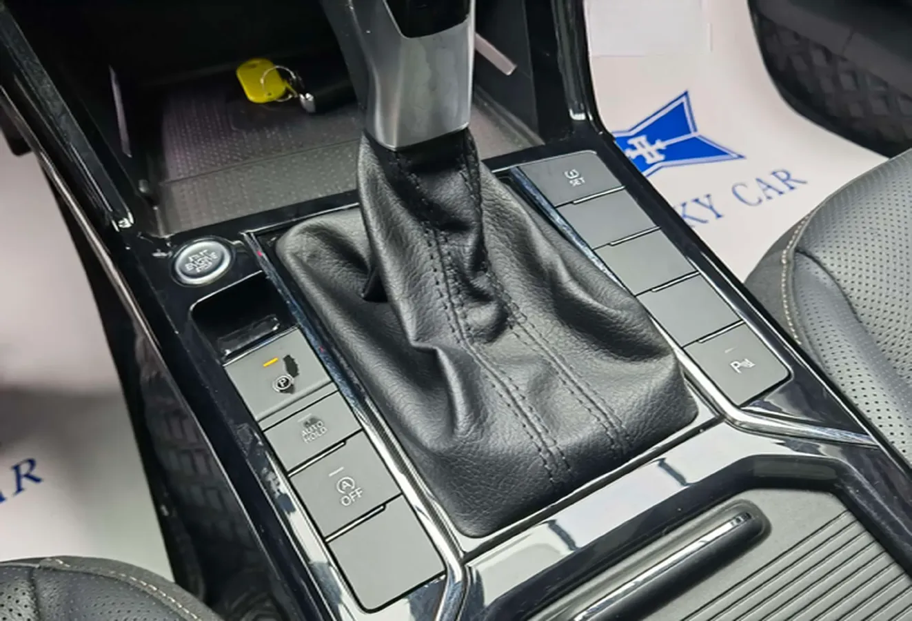 2020 Volkswagen Passat 2.0T 186HP L4 7DCT,autocango,china used car exporter,china ev exporter,chinese used car exporter,chinese used ev exporter