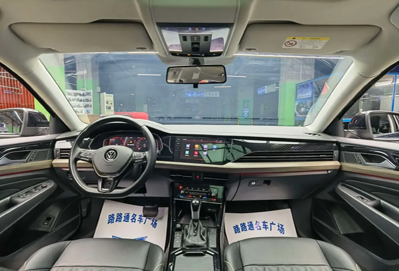 2020 Volkswagen Passat 2.0T 186HP L4 7DCT,autocango,china used car exporter,china ev exporter,chinese used car exporter,chinese used ev exporter