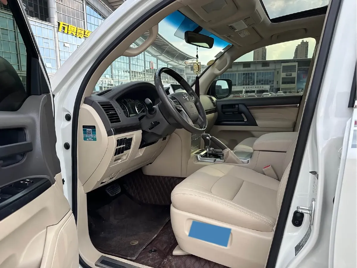 2016 Toyota Land Cruiser 4.0L 275HP V6 5AT,autocango,china used car exporter,china ev exporter,chinese used car exporter,chinese used ev exporter