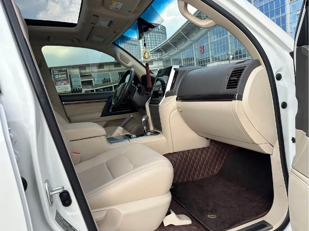 2016 Toyota Land Cruiser 4.0L 275HP V6 5AT,autocango,china used car exporter,china ev exporter,chinese used car exporter,chinese used ev exporter