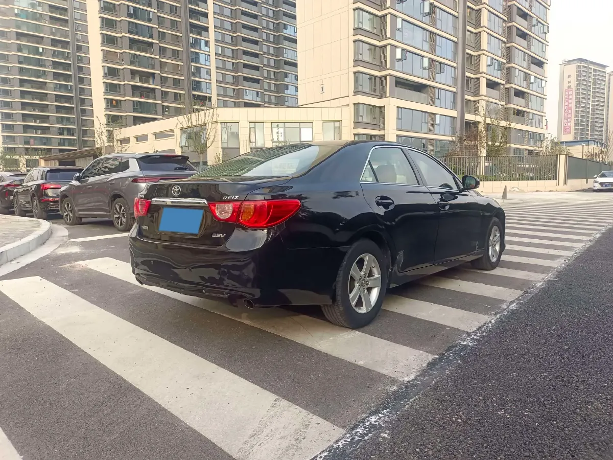 2010 Toyota Reiz 2.5L 193HP V6 6AT,autocango,china used car exporter,china ev exporter,chinese used car exporter,chinese used ev exporter