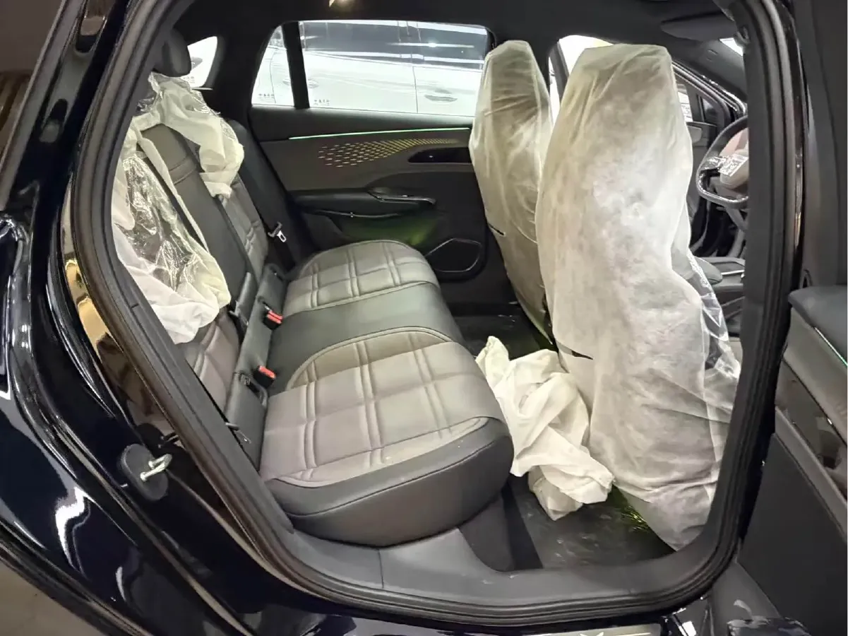 2024 HongQi EH7 BEV 85KWH,autocango,china used car exporter,china ev exporter,chinese used car exporter,chinese used ev exporter