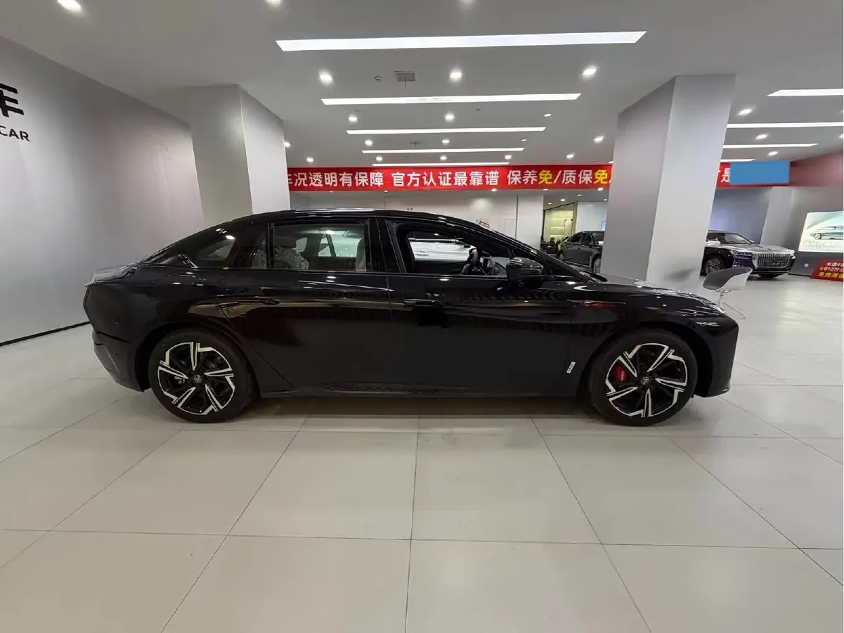 2024 HongQi EH7 BEV 85KWH,autocango,china used car exporter,china ev exporter,chinese used car exporter,chinese used ev exporter