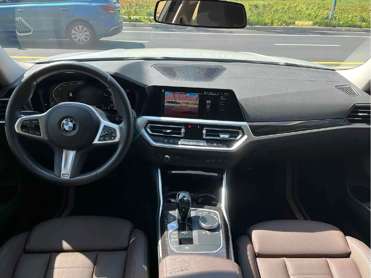 2021 BMW 3 Series 2.0T 184HP L4 8AT,autocango,china used car exporter,china ev exporter,chinese used car exporter,chinese used ev exporter