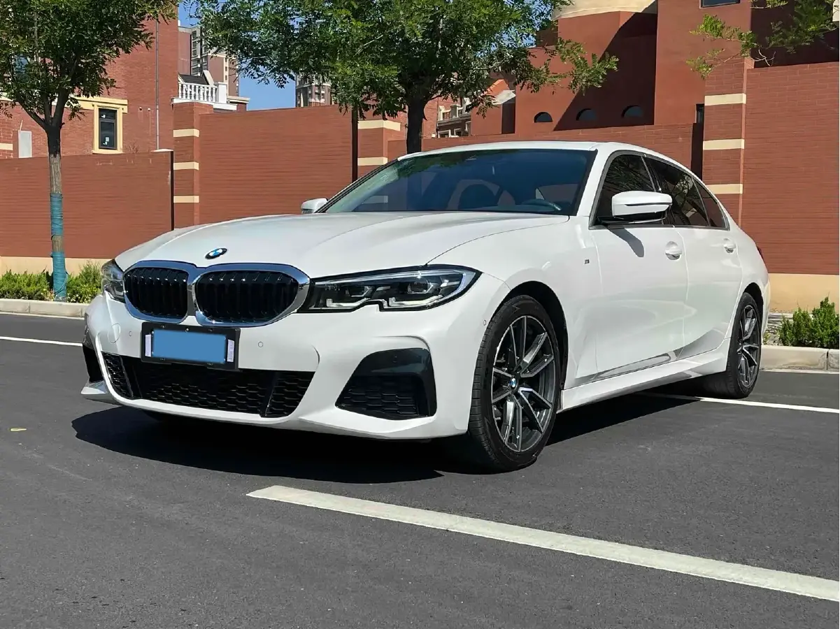2021 BMW 3 Series 2.0T 184HP L4 8AT