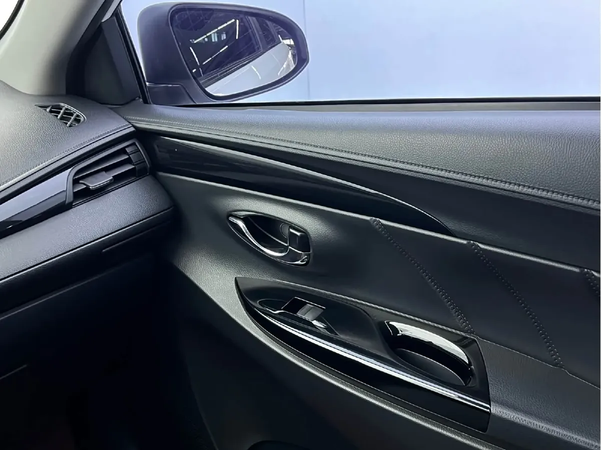 2022 Toyota Yaris L 1.5L 112HP L4 CVT,autocango,china used car exporter,china ev exporter,chinese used car exporter,chinese used ev exporter