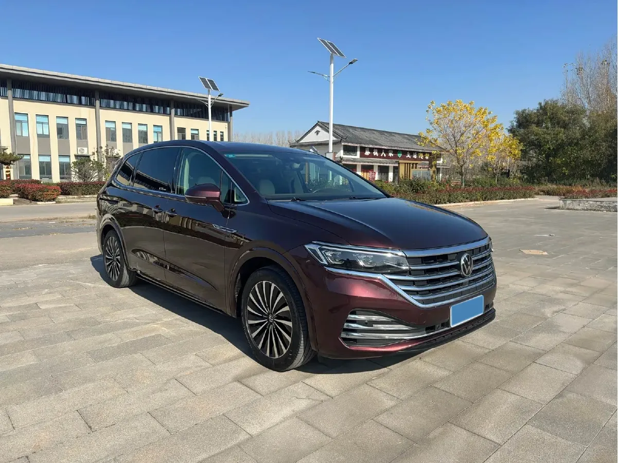 2020 Volkswagen Viloran 2.0T 220HP L4 7DCT,autocango,china used car exporter,china ev exporter,chinese used car exporter,chinese used ev exporter
