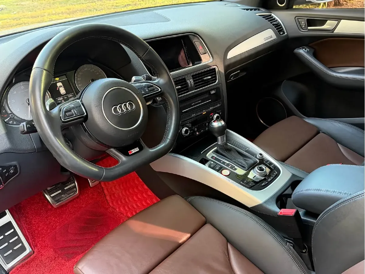 2014 Audi SQ5 3.0T 354HP V6 8AT,autocango,china used car exporter,china ev exporter,chinese used car exporter,chinese used ev exporter