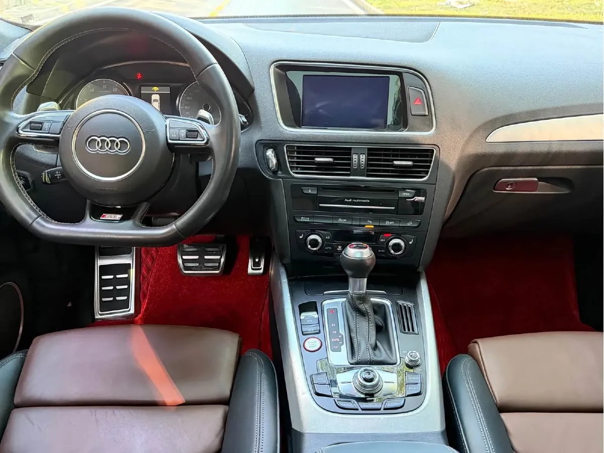 2014 Audi SQ5 3.0T 354HP V6 8AT,autocango,china used car exporter,china ev exporter,chinese used car exporter,chinese used ev exporter