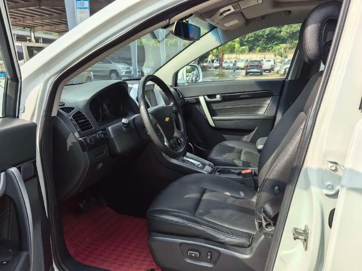 2015 Chevrolet Captiva 2.4L 167HP L4 6AT,autocango,china used car exporter,china ev exporter,chinese used car exporter,chinese used ev exporter
