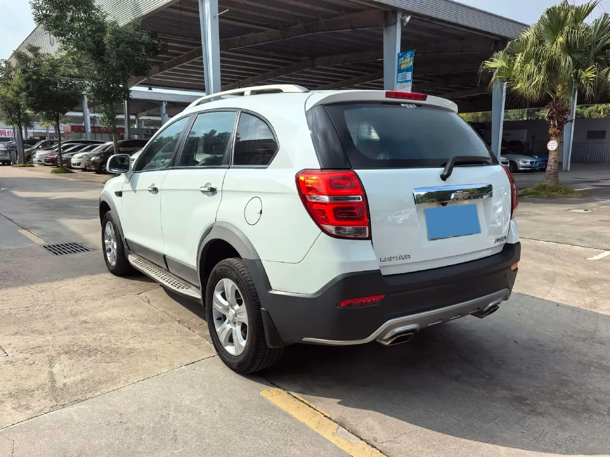2015 Chevrolet Captiva 2.4L 167HP L4 6AT,autocango,china used car exporter,china ev exporter,chinese used car exporter,chinese used ev exporter