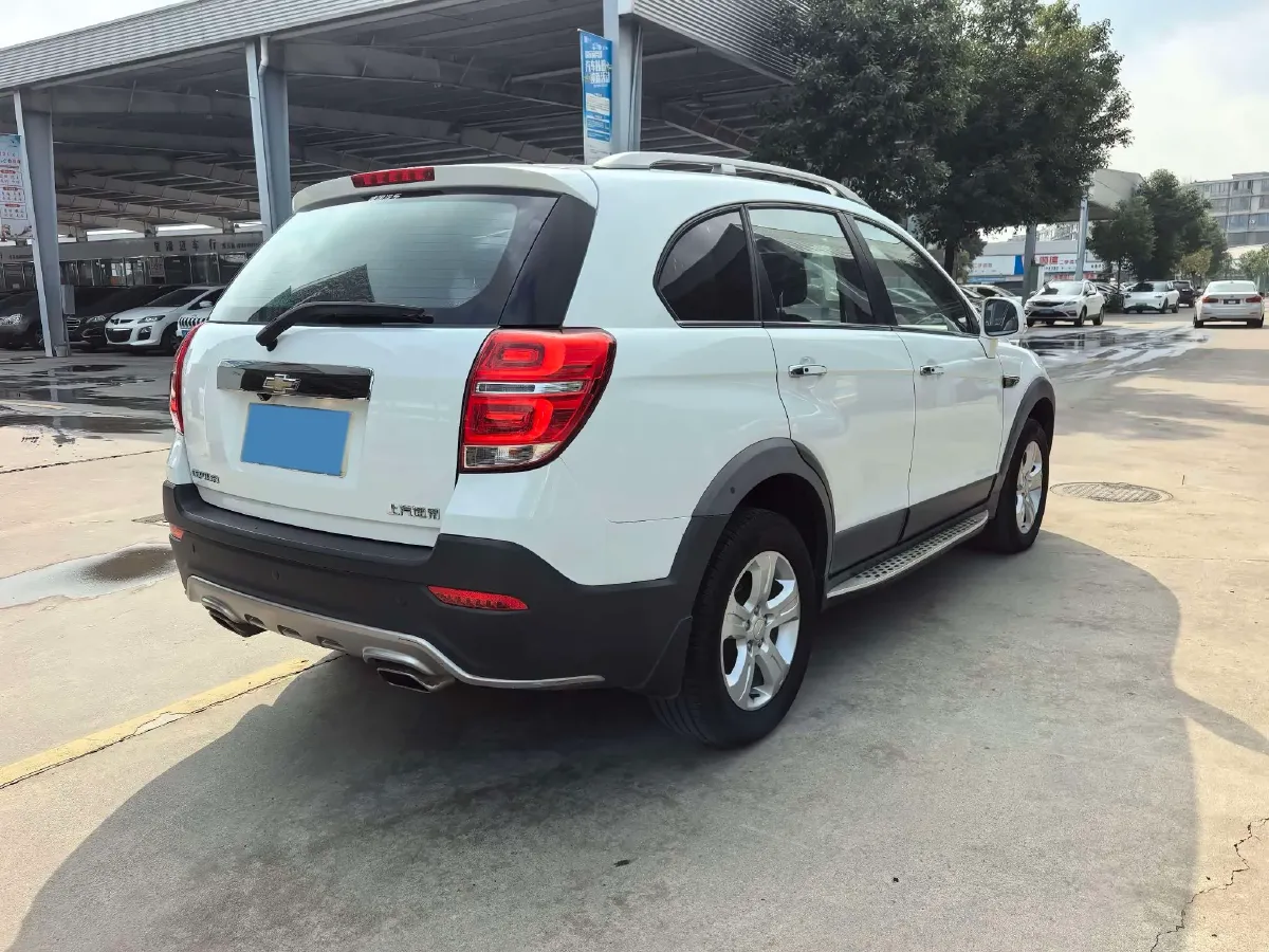 2015 Chevrolet Captiva 2.4L 167HP L4 6AT,autocango,china used car exporter,china ev exporter,chinese used car exporter,chinese used ev exporter