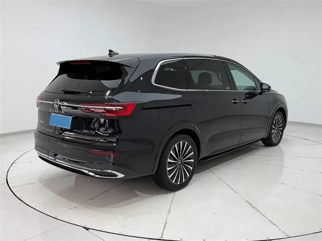 2024 Volkswagen Viloran 2.0T 220HP L4 7DCT,autocango,china used car exporter,china ev exporter,chinese used car exporter,chinese used ev exporter