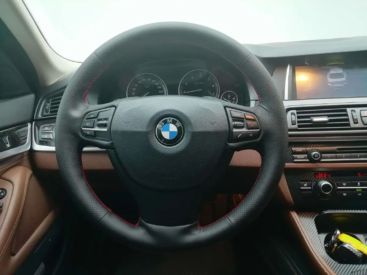 2014 BMW 5 Series 2.0T 218HP L4 8AT,autocango,china used car exporter,china ev exporter,chinese used car exporter,chinese used ev exporter