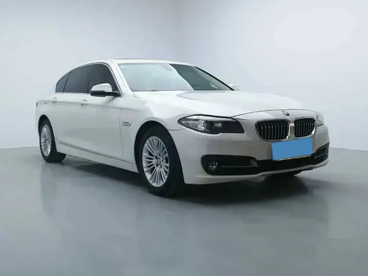 2014 BMW 5 Series 2.0T 218HP L4 8AT,autocango,china used car exporter,china ev exporter,chinese used car exporter,chinese used ev exporter