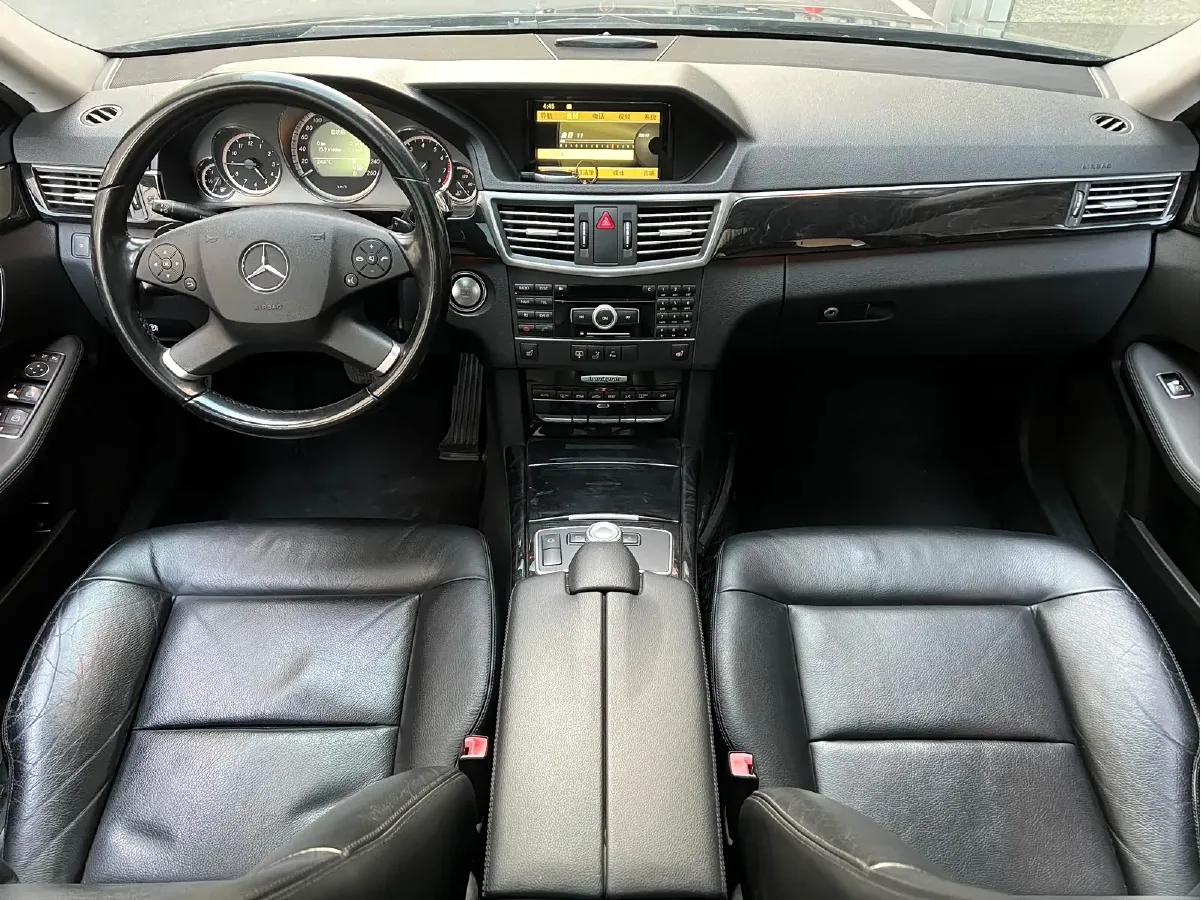 2010 Mercedes-Benz E Class 3.0L 245HP V6 7AT,autocango,china used car exporter,china ev exporter,chinese used car exporter,chinese used ev exporter