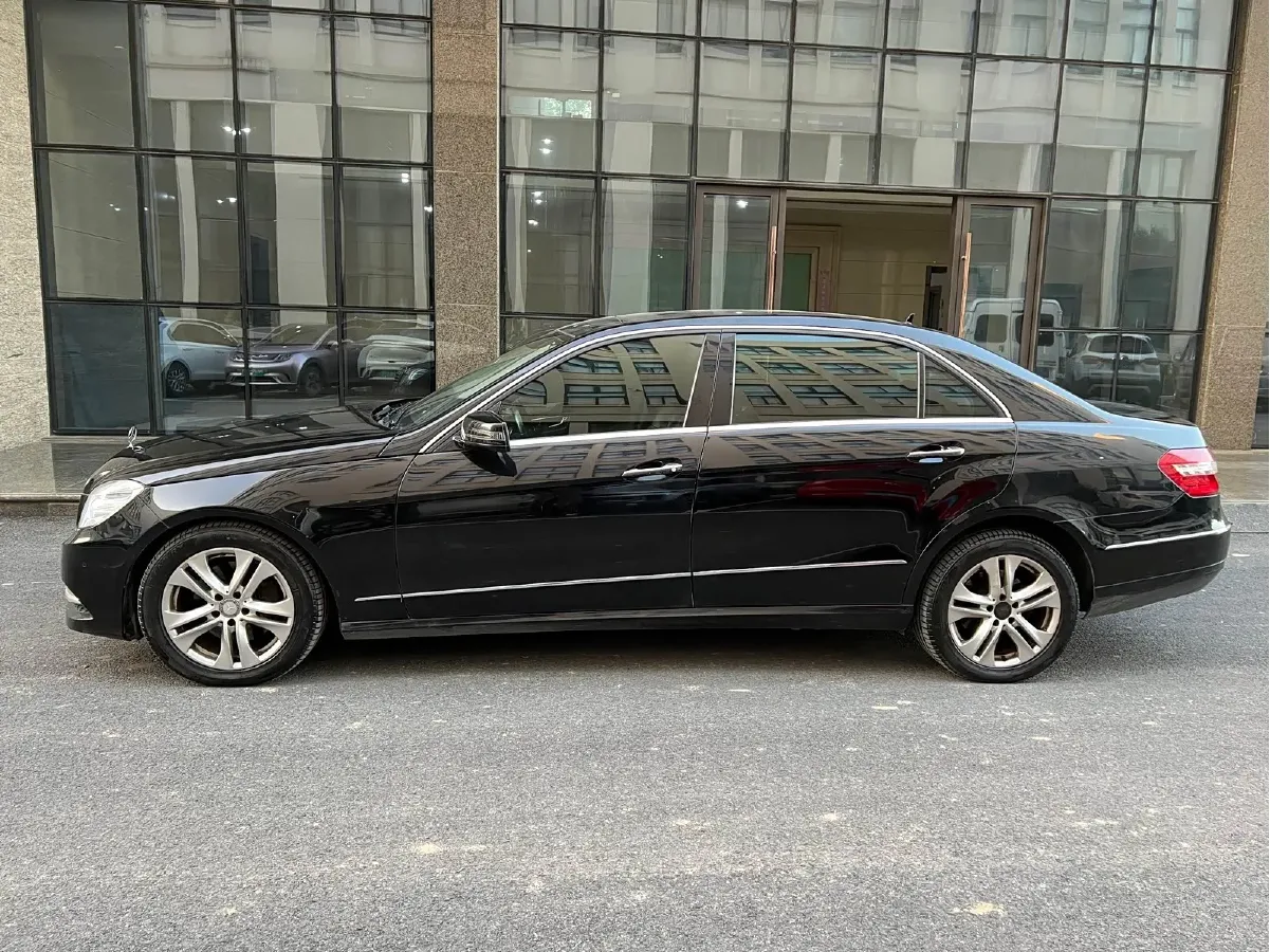 2010 Mercedes-Benz E Class 3.0L 245HP V6 7AT,autocango,china used car exporter,china ev exporter,chinese used car exporter,chinese used ev exporter
