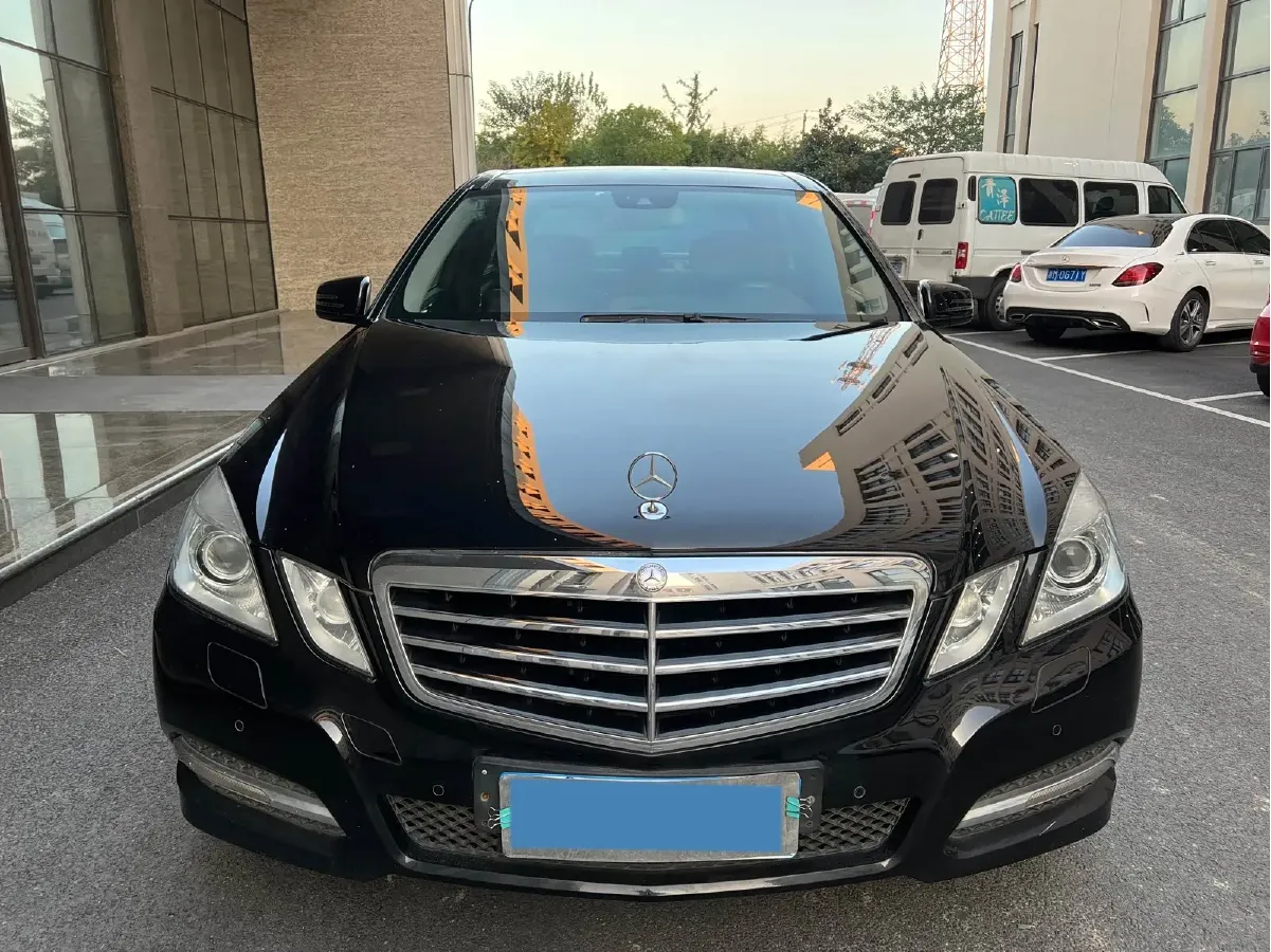 2010 Mercedes-Benz E Class 3.0L 245HP V6 7AT,autocango,china used car exporter,china ev exporter,chinese used car exporter,chinese used ev exporter