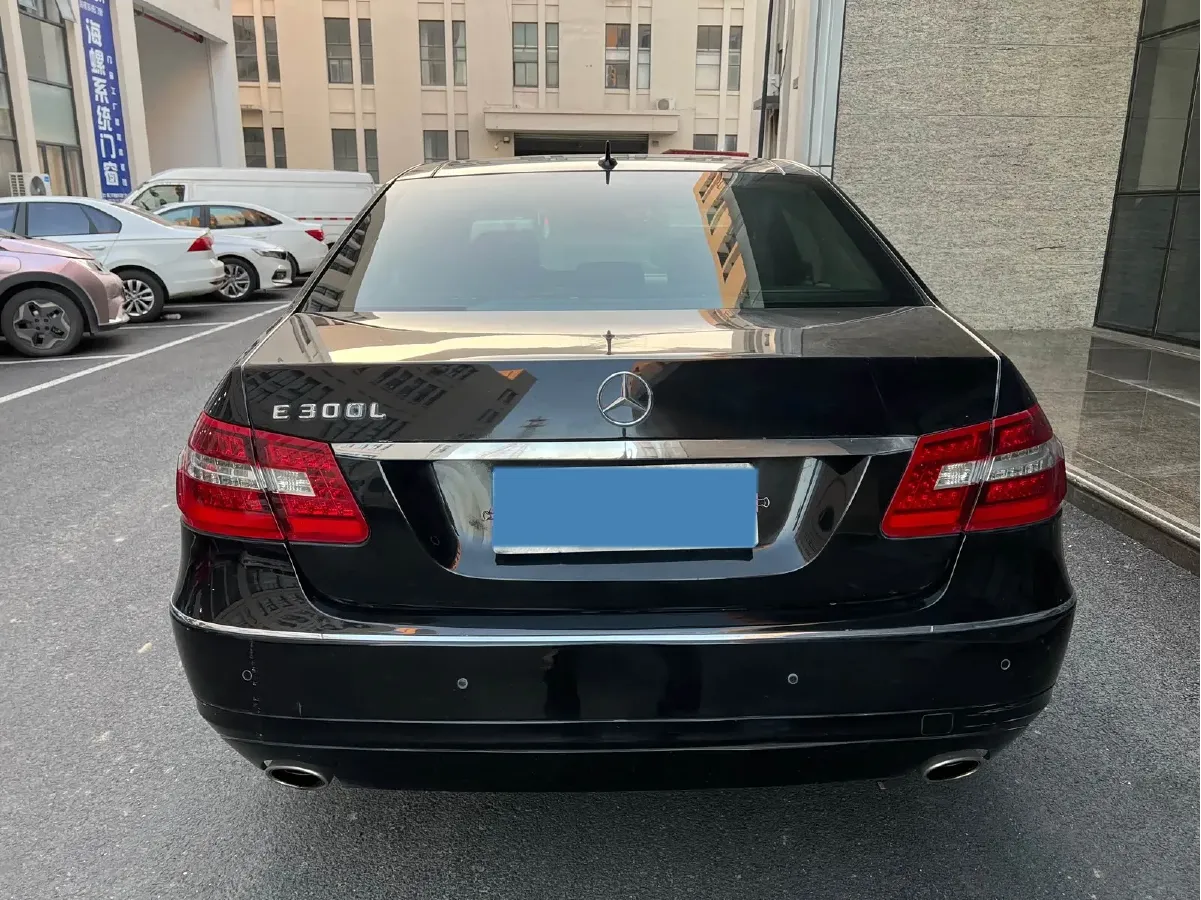 2010 Mercedes-Benz E Class 3.0L 245HP V6 7AT,autocango,china used car exporter,china ev exporter,chinese used car exporter,chinese used ev exporter
