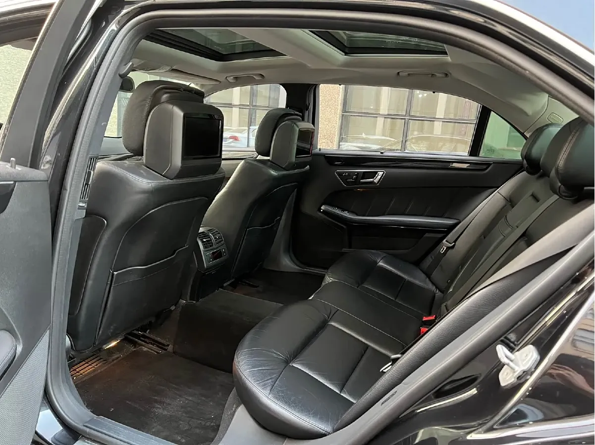 2010 Mercedes-Benz E Class 3.0L 245HP V6 7AT,autocango,china used car exporter,china ev exporter,chinese used car exporter,chinese used ev exporter