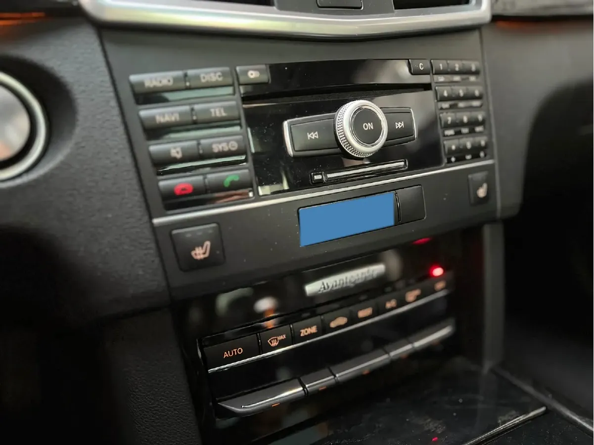 2010 Mercedes-Benz E Class 3.0L 245HP V6 7AT,autocango,china used car exporter,china ev exporter,chinese used car exporter,chinese used ev exporter