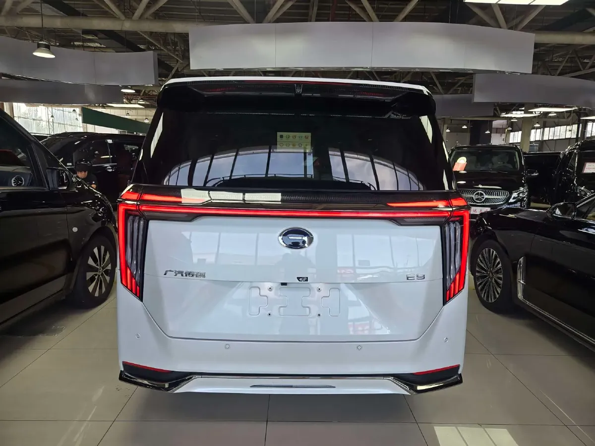 2023 GAC Trumpchi E9 2.0T 190HP L4 2DHT PHEV 25.57KWH,autocango,china used car exporter,china ev exporter,chinese used car exporter,chinese used ev exporter