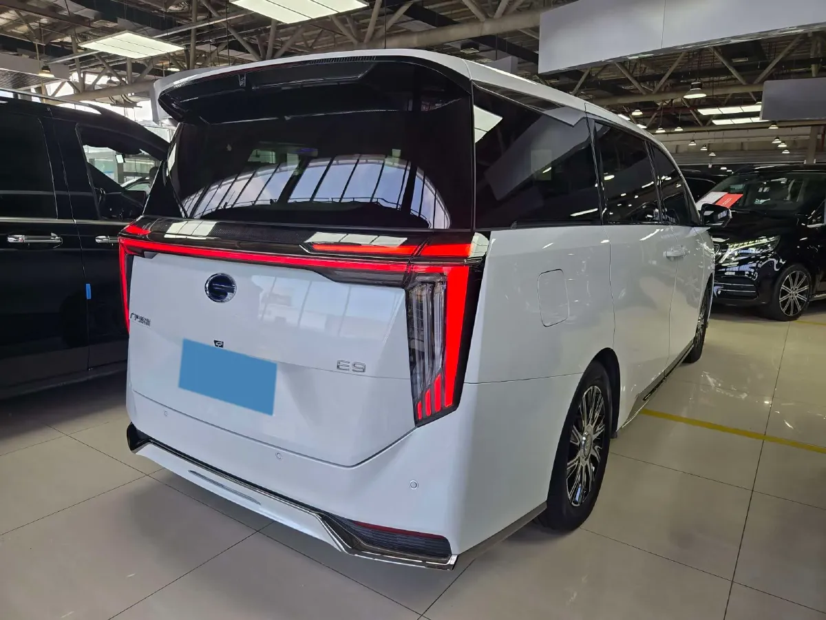 2023 GAC Trumpchi E9 2.0T 190HP L4 2DHT PHEV 25.57KWH,autocango,china used car exporter,china ev exporter,chinese used car exporter,chinese used ev exporter