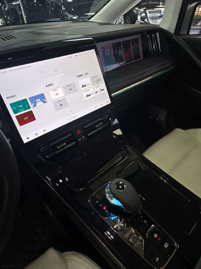 2023 GAC Trumpchi E9 2.0T 190HP L4 2DHT PHEV 25.57KWH,autocango,china used car exporter,china ev exporter,chinese used car exporter,chinese used ev exporter