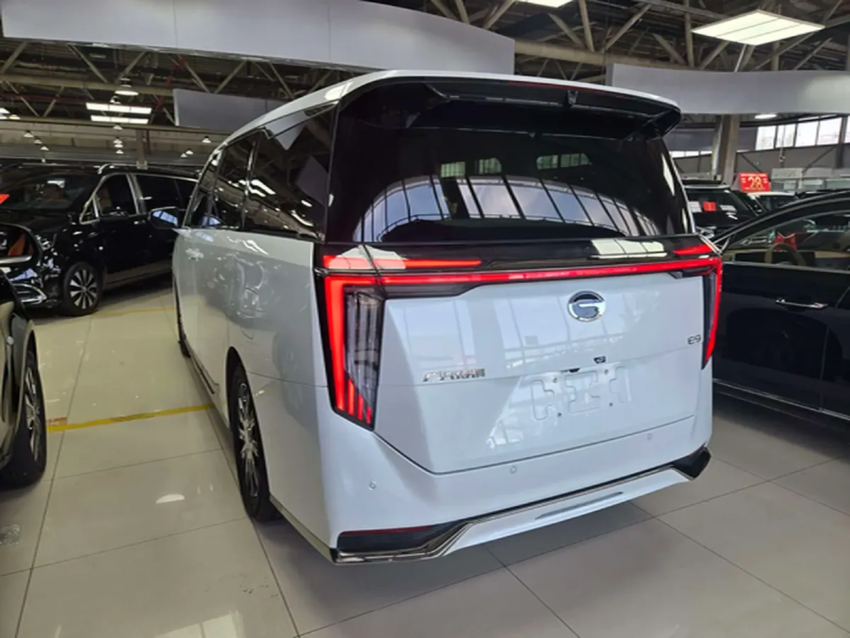 2023 GAC Trumpchi E9 2.0T 190HP L4 2DHT PHEV 25.57KWH,autocango,china used car exporter,china ev exporter,chinese used car exporter,chinese used ev exporter