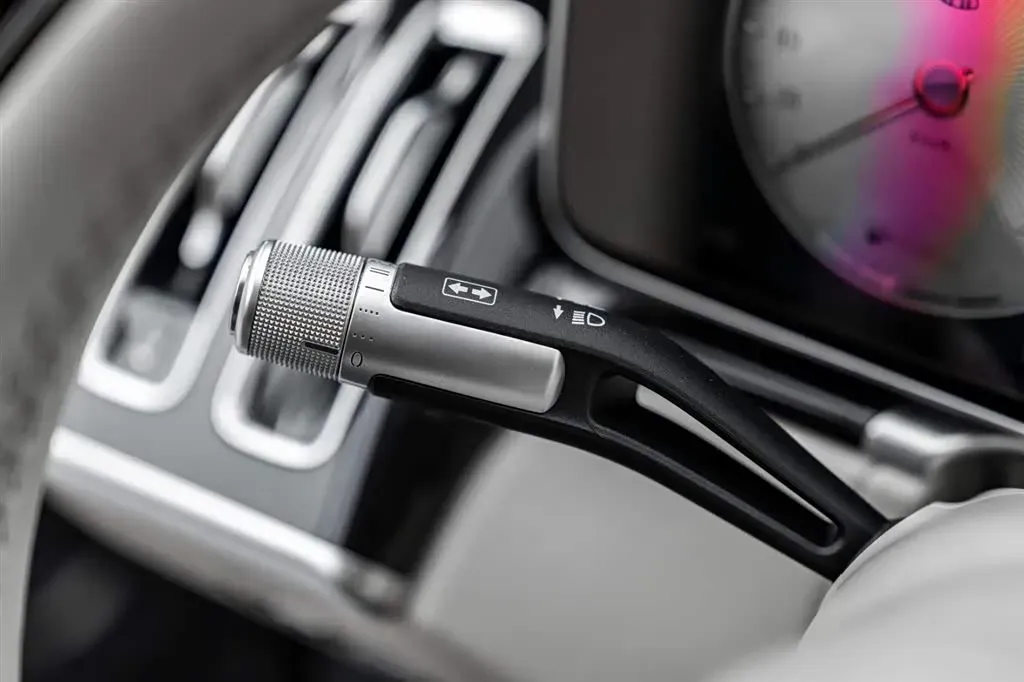 2021 Mercedes-Benz Maybach S Class 3.0T 367HP L6 9AT,autocango,china used car exporter,china ev exporter,chinese used car exporter,chinese used ev exporter