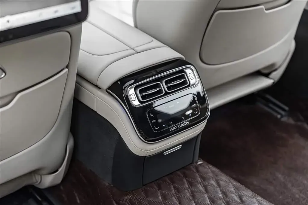 2021 Mercedes-Benz Maybach S Class 3.0T 367HP L6 9AT,autocango,china used car exporter,china ev exporter,chinese used car exporter,chinese used ev exporter